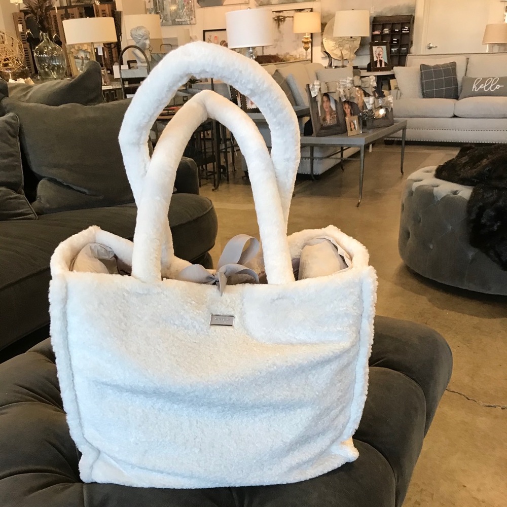 NWT! Kate spade ‘sam’ fluffy tote XL